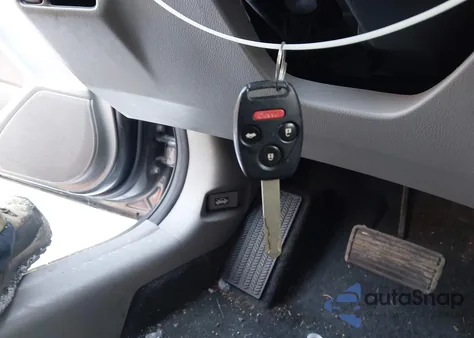 2011 Honda Accord 3.5 Ex-L from USA, damaged, VIN 1HGCP3F80BA021355